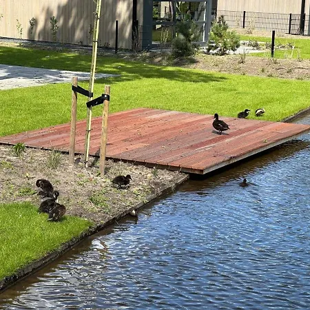 Holland Cube Nb 15 Im Europarcs Bad Hoophuizen - 6 Personen Apartment Hulshorst