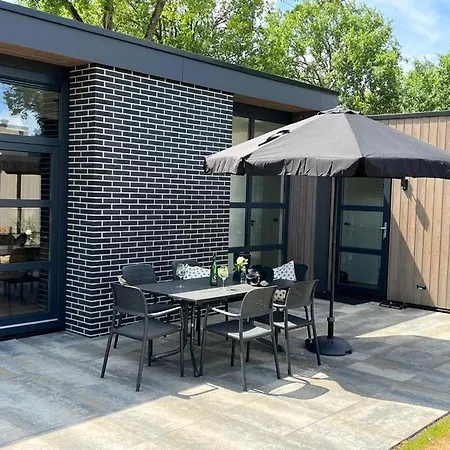 Holland Cube Nb 15 Im Europarcs Bad Hoophuizen - 6 Personen Daire