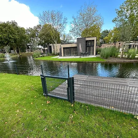 Holland Cube Nb 15 Im Europarcs Bad Hoophuizen - 6 Personen Hulshorst