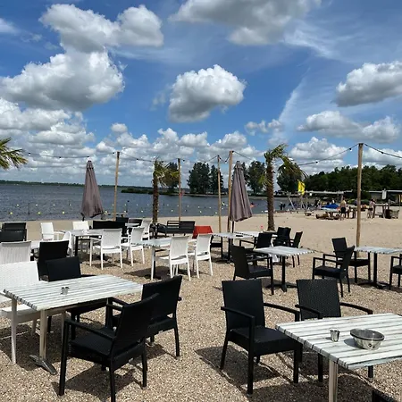 Holland Cube Nb 15 Im Europarcs Bad Hoophuizen - 6 Personen