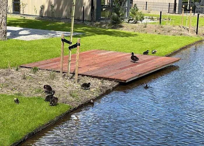 Holland Cube Nb 15 Im Europarcs Bad Hoophuizen - 6 Personen Daire Hulshorst