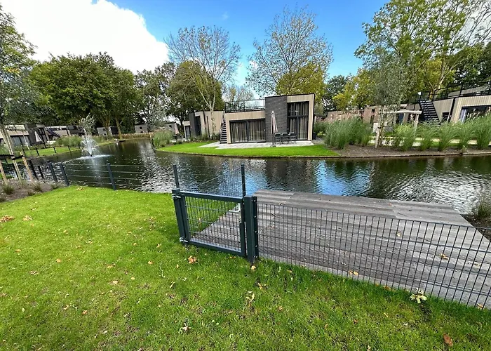 Holland Cube Nb 15 Im Europarcs Bad Hoophuizen - 6 Personen Hulshorst